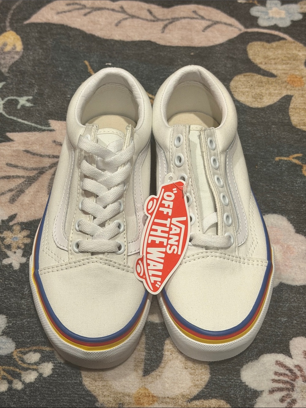 NWT - Vans Old Skool Rainbow Stripe White Canvas Skate Shoes - Size 5